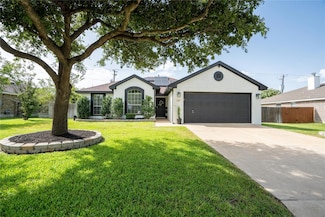1410 Sherry Dr, Taylor, TX 76574