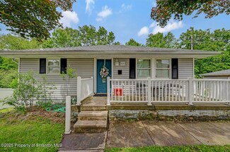 100 Bengar Dr, Scranton, PA 18505