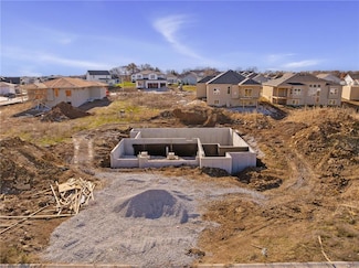 25031 W 141st St, Olathe, KS 66062