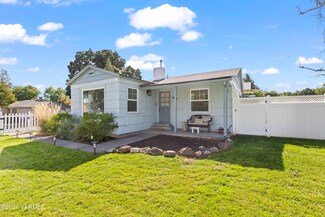 307 N 35th Ave, Yakima, WA 98902