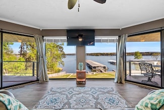 270 Lake Hamilton Dr Unit D11/12, Hot Springs National Park, AR 71913