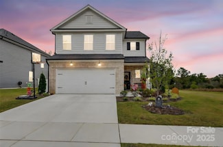 506 Donnegal Farm Dr, Fuquay-Varina, NC 27526