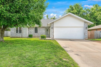 439 S Suburban Ave, Springfield, MO 65802