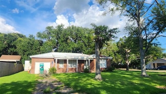 900 Mathilda Dr, Sulphur, LA 70663