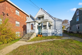 332 Palisade Ave, Bridgeport, CT 06610