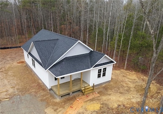 320 Vogel Rd, Cumberland, VA 23040