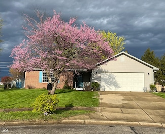 1102 Branifield Ct, Franklin, IN 46131