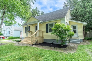 311 Iroquois Ave W, Watertown, NY 13601
