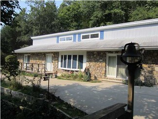 3561 Carlisle Rd, Carrollton, KY 41008