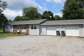 1725 Evelyn Dr, Paducah, KY 42003