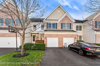 24 Chatsworth Rd Unit B1, Manalapan, NJ 07726