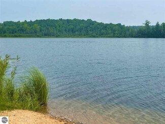 0 Jeri Rd, Interlochen, MI 49643