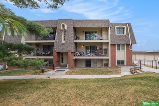 12025 Pierce Plaza Unit 124, Omaha, NE 68144