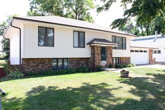 31 Main St, Mc Clelland, IA 51548
