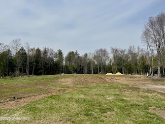 L26.111 Gabriel Rd, Corinth, NY 12822