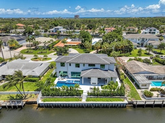 14173 Harbor Ln, Palm Beach Gardens, FL 33410
