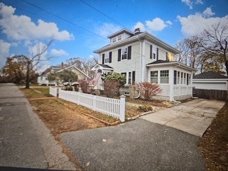 10 Champion Terrace, North Dartmouth, MA 02747