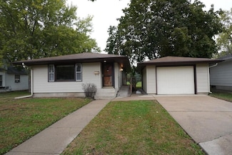 315 16th Ave, Charles City, IA 50616