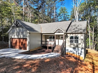1968 Newport Dr, Ellijay, GA 30540