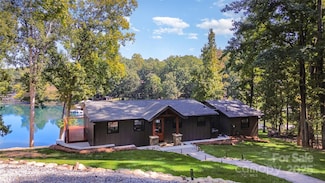 128 Wickford Ln, Mooresville, NC 28117