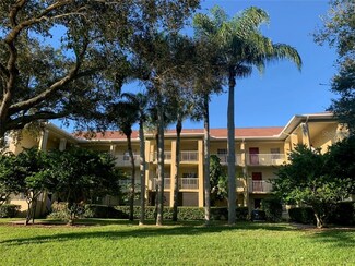 2690 Coral Landings Blvd Unit 122, Palm Harbor, FL 34684