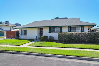 4853 N Winery Cir Unit 117, Fresno, CA 93726