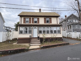 35 Hensler Ln, Sayreville, NJ 08872