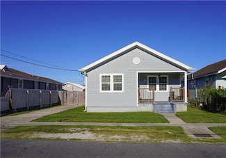 615 Brown Ave, Harvey, LA 70058