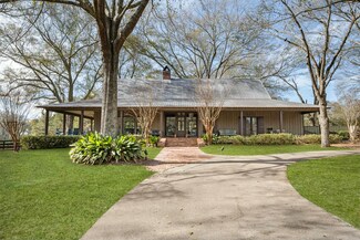 5844 N Williamsburg Rd, Bassfield, MS 39421