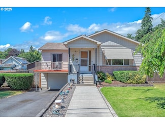 165 N 6th St, Saint Helens, OR 97051
