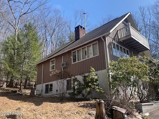 6 Ridge View, Hawley, PA 18428