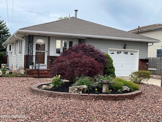 42 Osprey Dr, Toms River, NJ 08753