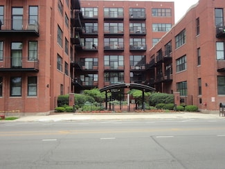 2323 W Pershing Rd Unit 409, Chicago, IL 60609