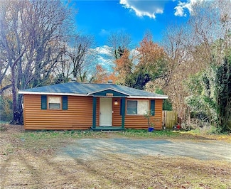 4312 Vickrey Chapel Rd N, Jamestown, NC 27282