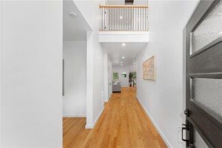 980 Newport Ave, Attleboro, MA 02703