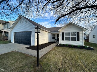 2370 Lakecrest Dr, Columbus, IN 47201