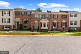 7885 Carla Ct, Springfield, VA 22153