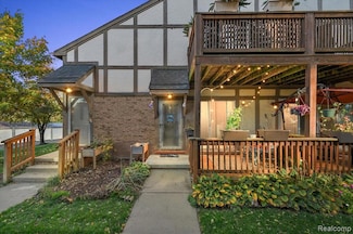 44800 Bayview Dr Unit 33, Novi, MI 48377