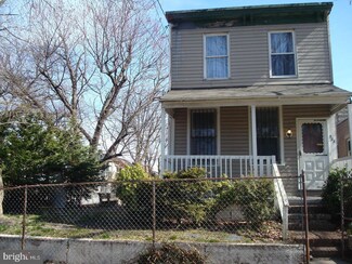 908 N 25th St, Camden, NJ 08105