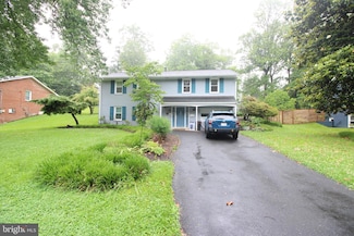 4508 Willet Dr, Annandale, VA 22003
