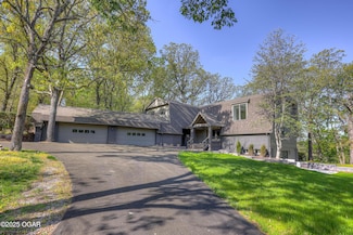 5554 Riverside Dr, Joplin, MO 64804