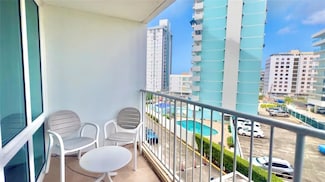 6165 Avenida Isla Verde Unit 272, Carolina, PR 00979