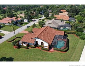 1311 SW Cottonwood Cove, Port Saint Lucie, FL 34986