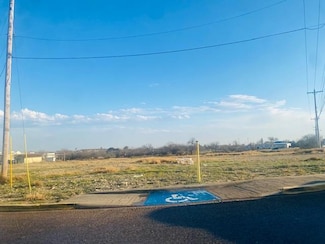 1121 Eidson Rd, Eagle Pass, TX 78852