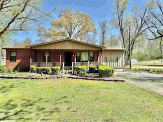 825 Old Madison Rd, Forrest City, AR 72335