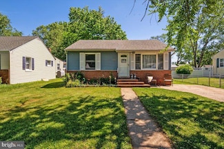 8103 Holly Rd, Clearwater Beach, MD 21226