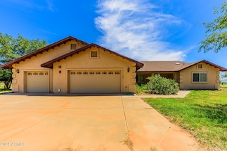 7966 E Three Canyons Rd, Hereford, AZ 85615