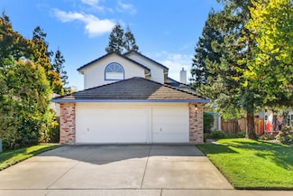 6512 Laguna Park Dr, Elk Grove, CA 95758