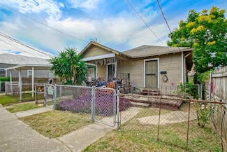 1428 30 Pauline St, New Orleans, LA 70117