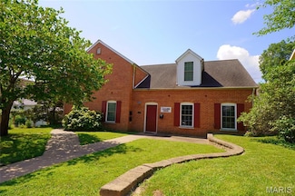 134 E 2nd St, Hermann, MO 65041